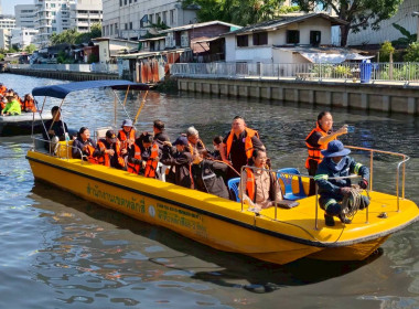 มอบทะเบียนบ้านให้กับสมาชิกชุมชนมิตรประชาพัฒนา จำนวน 92 ... พารามิเตอร์รูปภาพ 8